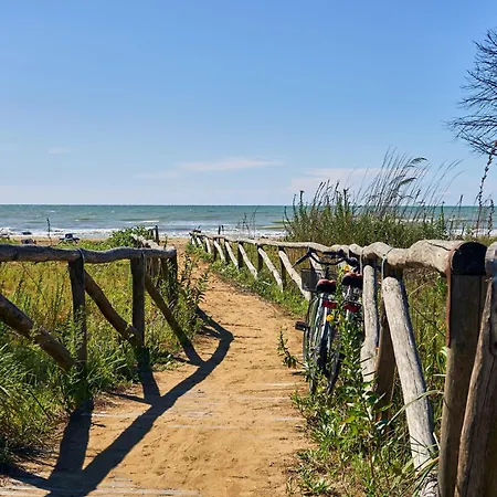 Comfy Flat For 6 Guests In Bibione-beahost * Bibione