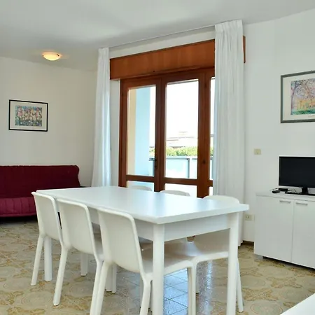 Comfy Flat For 6 Guests In Bibione-beahost Lejlighed