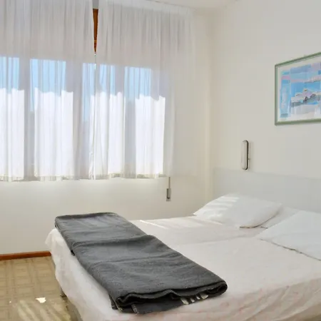 Comfy Flat For Six Guests In Bibione-beahost Apartment Bibione