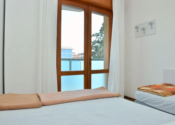 Comfy Flat For 6 Guests In Bibione-beahost *