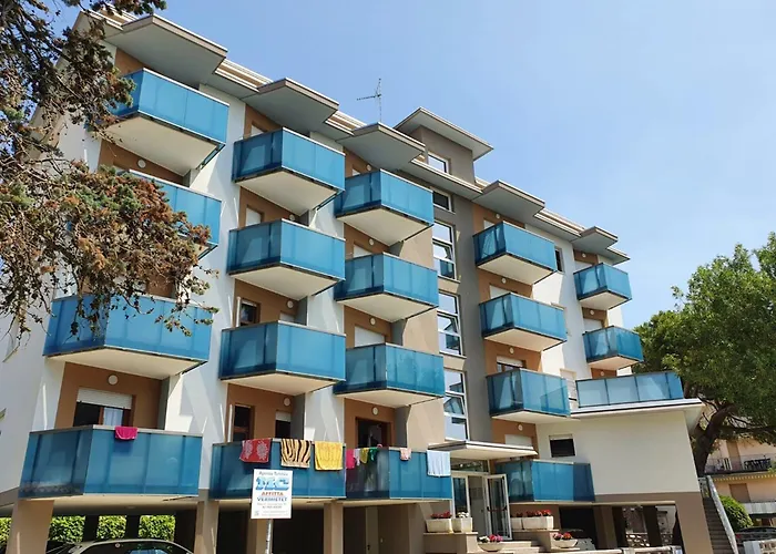 Comfy Flat For 6 Guests In Bibione-beahost *